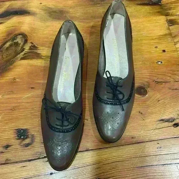 Salvatore Ferragamo Shoes - Salvatore Ferragamo brown and black Two Tone Oxford Lace Up Shoes Size 9